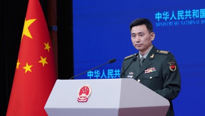 日本民用飞机侵闯我钓鱼岛！国防部、外交部发声