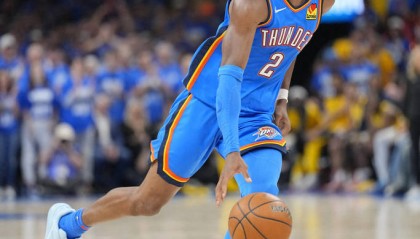 爆了！NBA总决赛MVP榜首易主！亚历山大两场72分剑指FMVP，哈利伯顿还有戏？