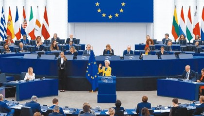 没谈妥？27国推翻对华承诺，官宣危险决定，中方霸气表态