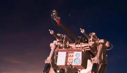 人类史上首次！俄军人向机器人部队投降，由无人机押送收押为战俘