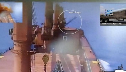 从中国出发的巨轮在红海沉没，24小时内连发两次爆炸，打法比伊朗凶狠太多