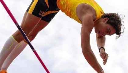 第12次破世界纪录！25岁瑞典撑竿跳名将杜普兰蒂斯越过6米28