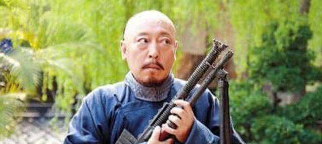 清朝武器发明归属一人，发明机关枪不敢公示，下场凄惨被康熙所杀