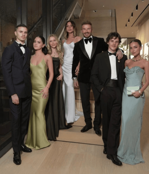 考古|小贝俩儿子恋上同一个女人，原来贝克汉姆家族关系破裂竟是因为她！