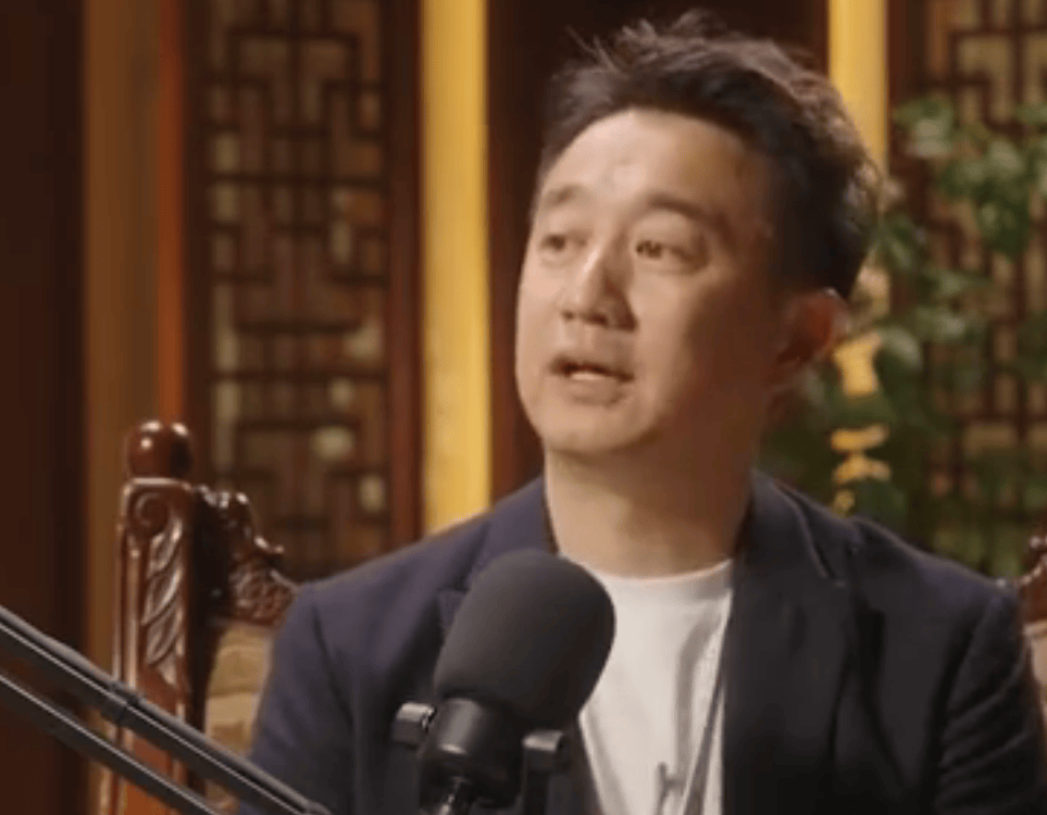 黄磊回应戴呼吸机睡觉：那不是抢救的呼吸机，就是辅助睡眠