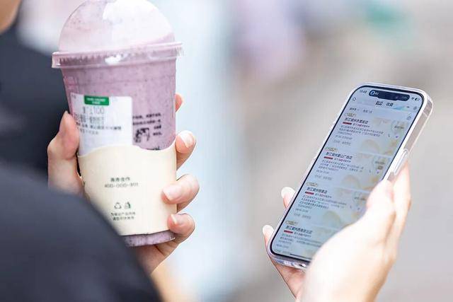 新茶饮十年，为何再难见爆款？